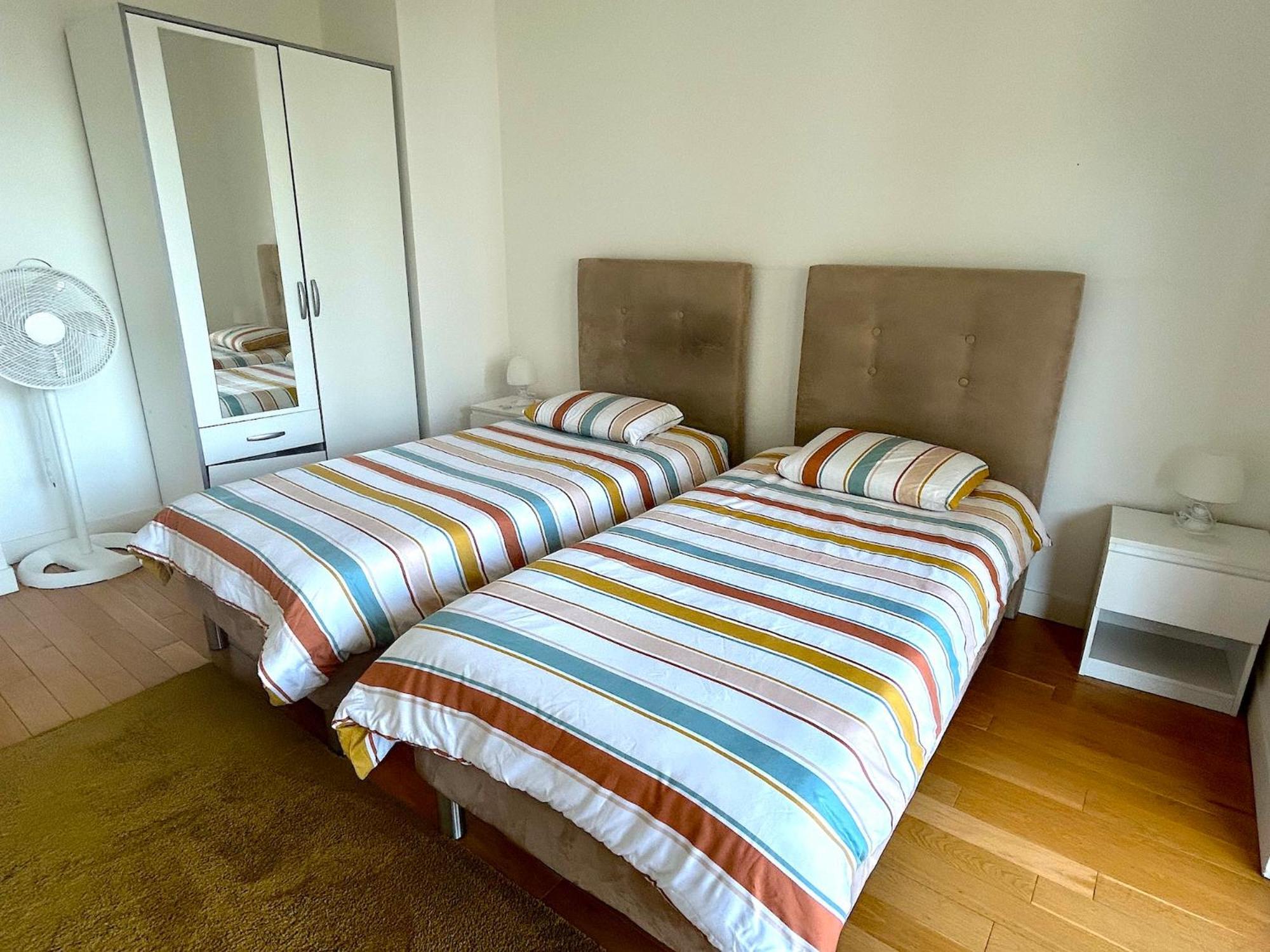 L'Appartement Des Batignolles Paris Exterior photo